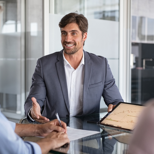 Las ventas: La habilidad clave para ganar dinero y crecer en el mundo de los negocios.